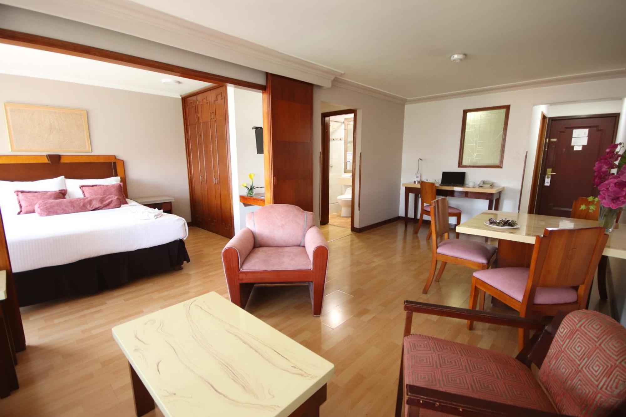 Hotel Lancaster House 4*