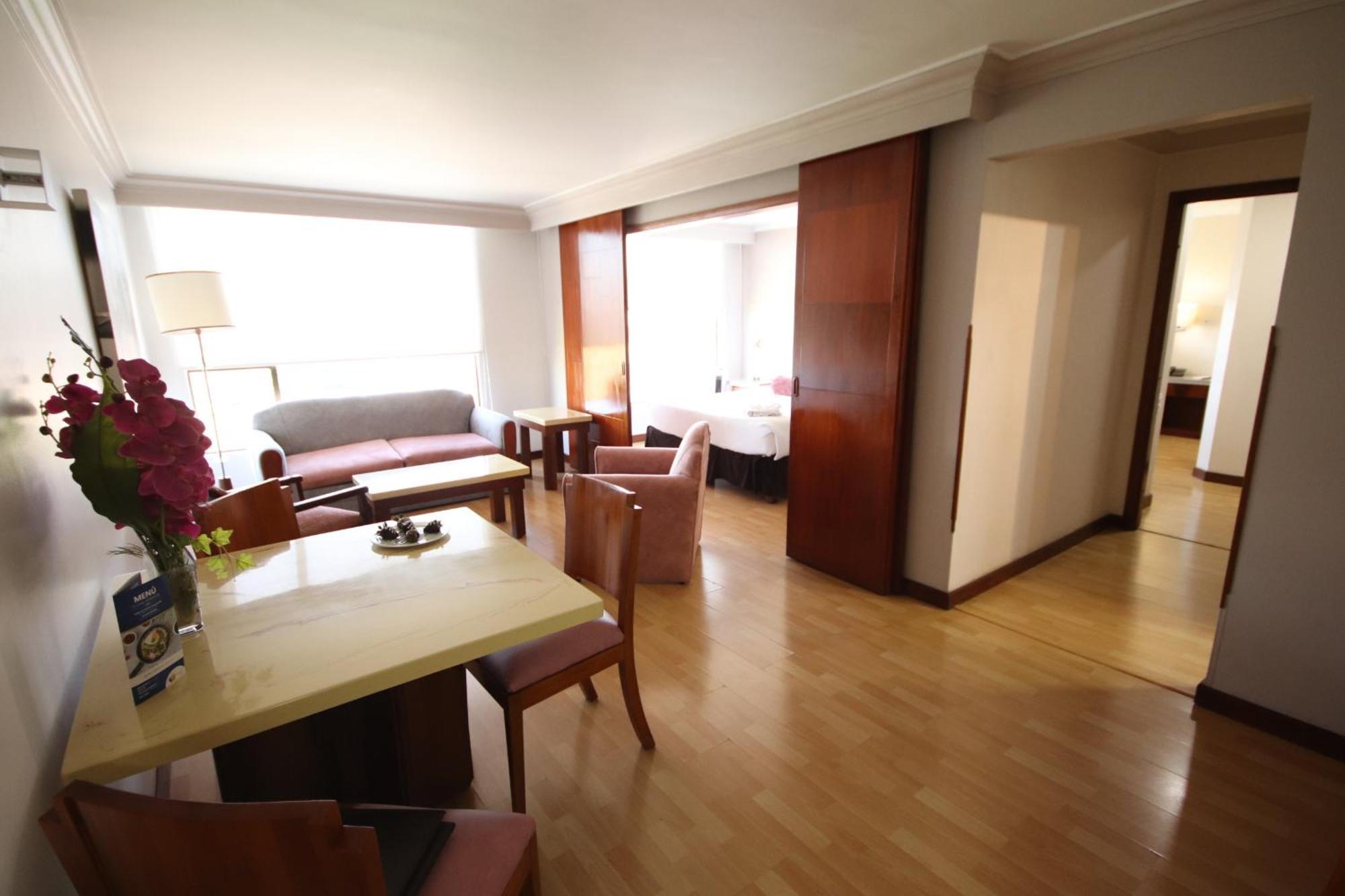 Lancaster House Hotel