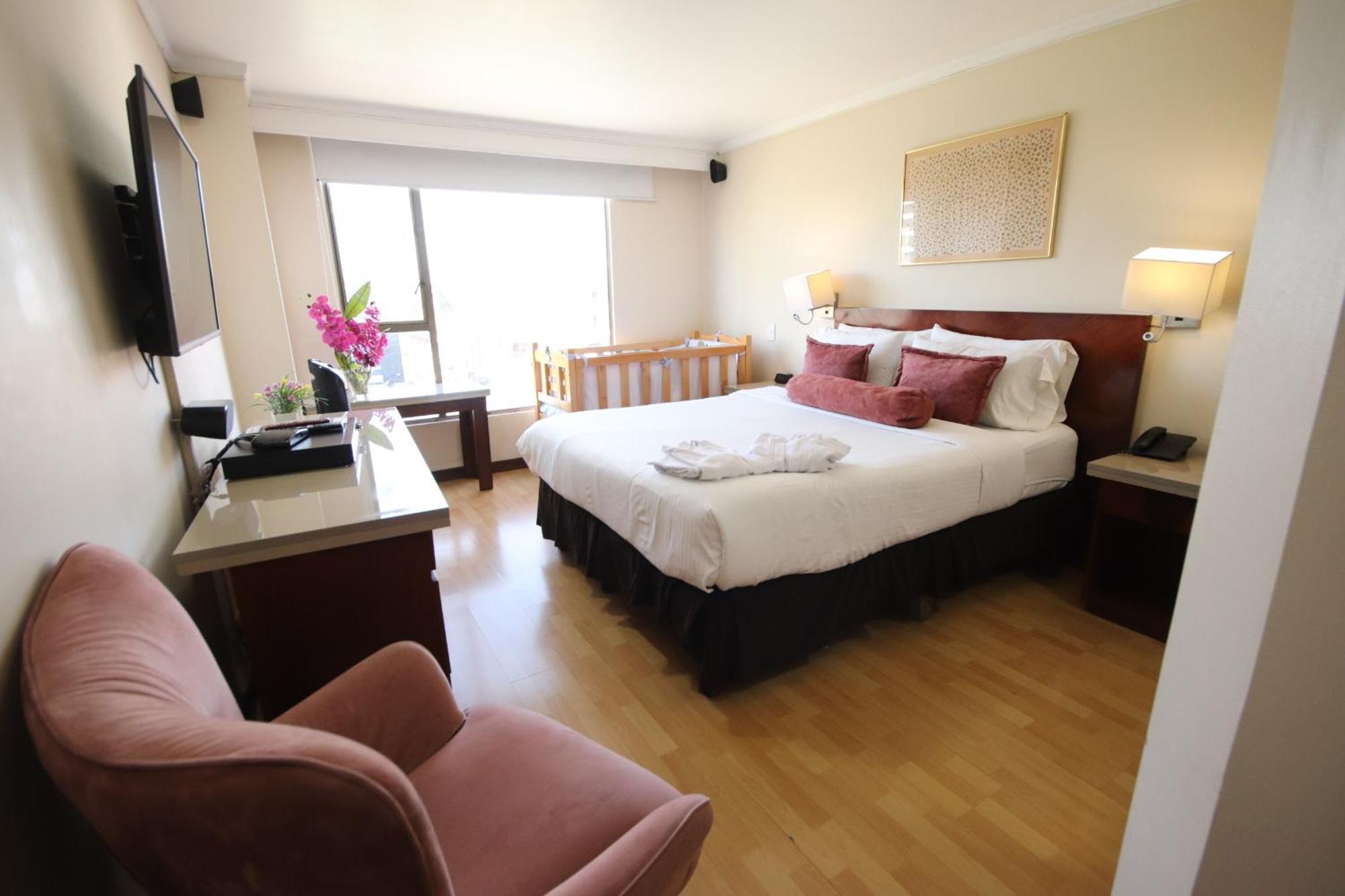 Lancaster House Hotel 4*