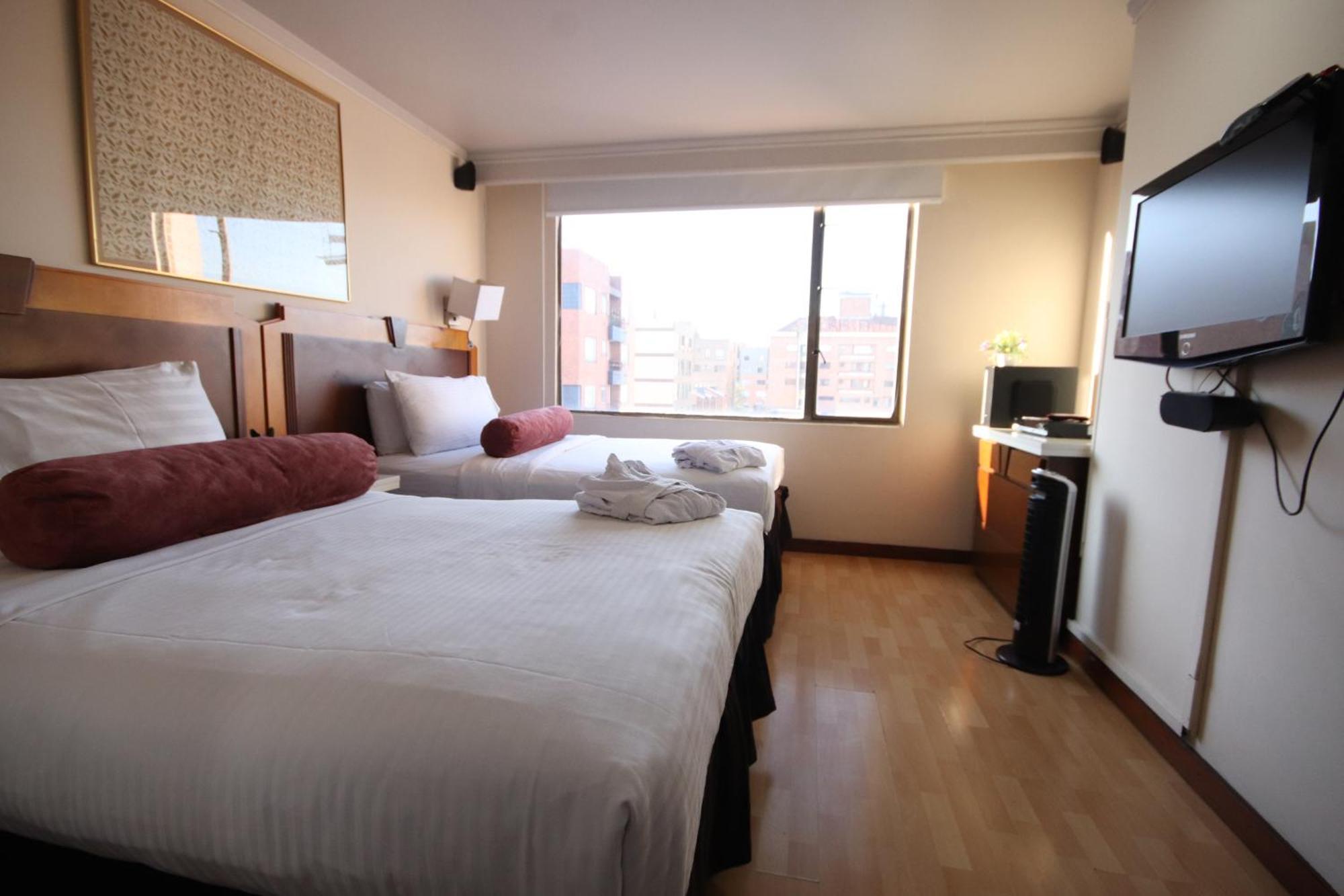 Lancaster House Hotel 4*